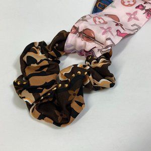 LOUIS VUITTON M77011 leopard Monogram Reverse Scrunchie Be Mindful Hair  Elastic